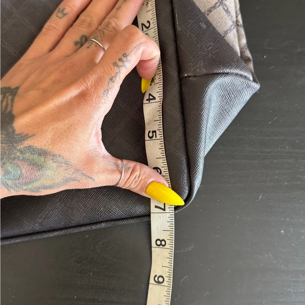 L.A.M.B. Tote Bag - Picture 11 of 12